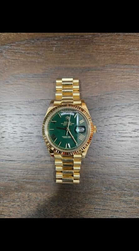 Rolex Day-Date 40 — Champagne Dial, Ref. 228238